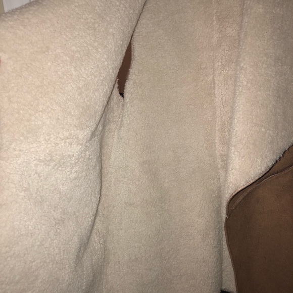 Sherpa Vest - Picture 2 of 4